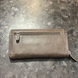 NEW Landleder Brown Leather Wallet
